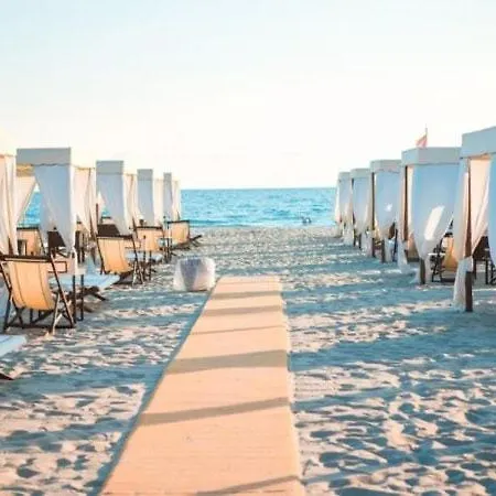 Lejlighed 50 M From The Sea And Private Parking *