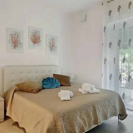 50 M From The Sea And Private Parking *
