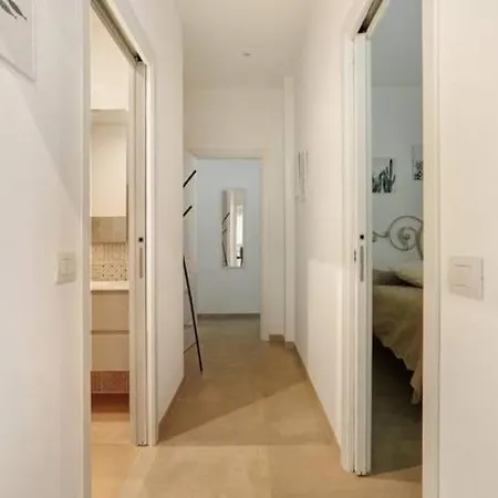 50 M From The Sea And Private Parking Marina di Pietrasanta