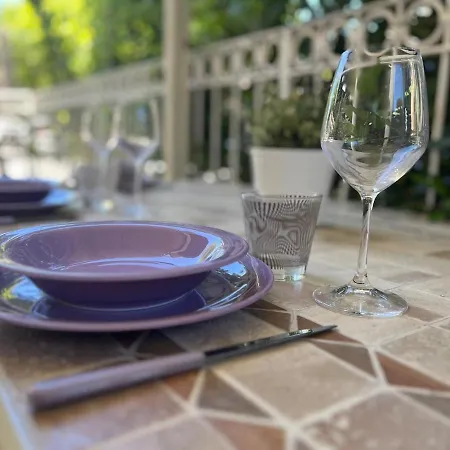 50 M From The Sea And Private Parking * Marina di Pietrasanta
