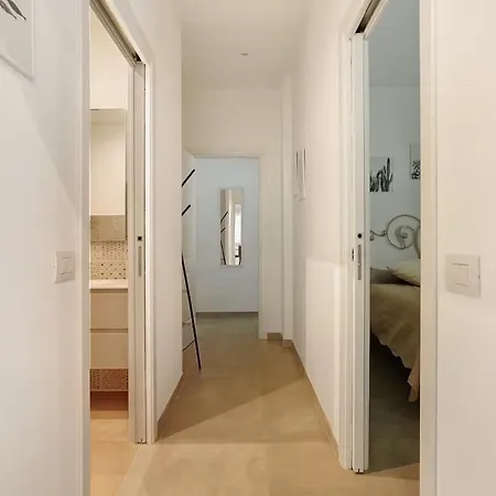 Apartamento Carducci 213 *